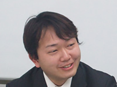 悠善社 戸田 氏