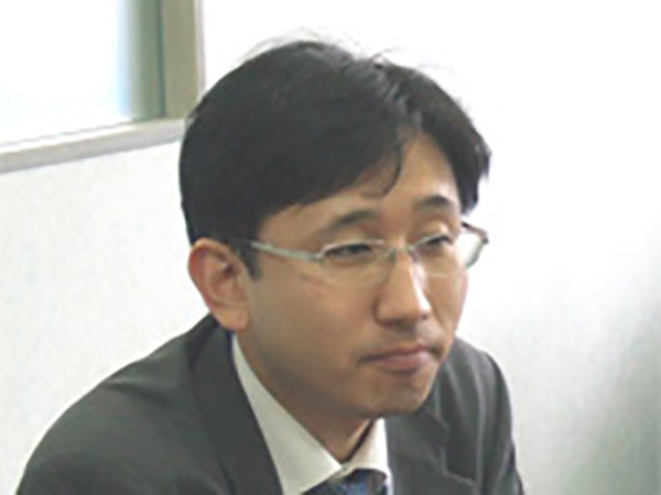 成学社　古山氏