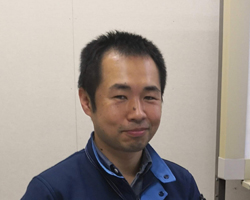田中 氏