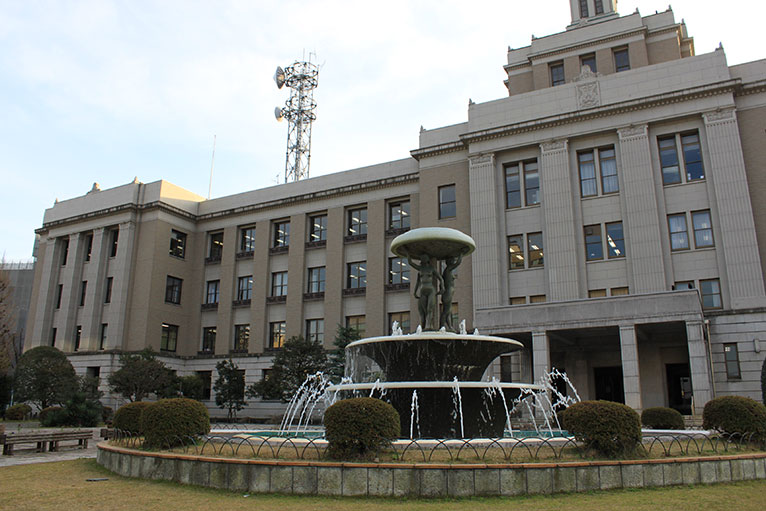 県庁本館