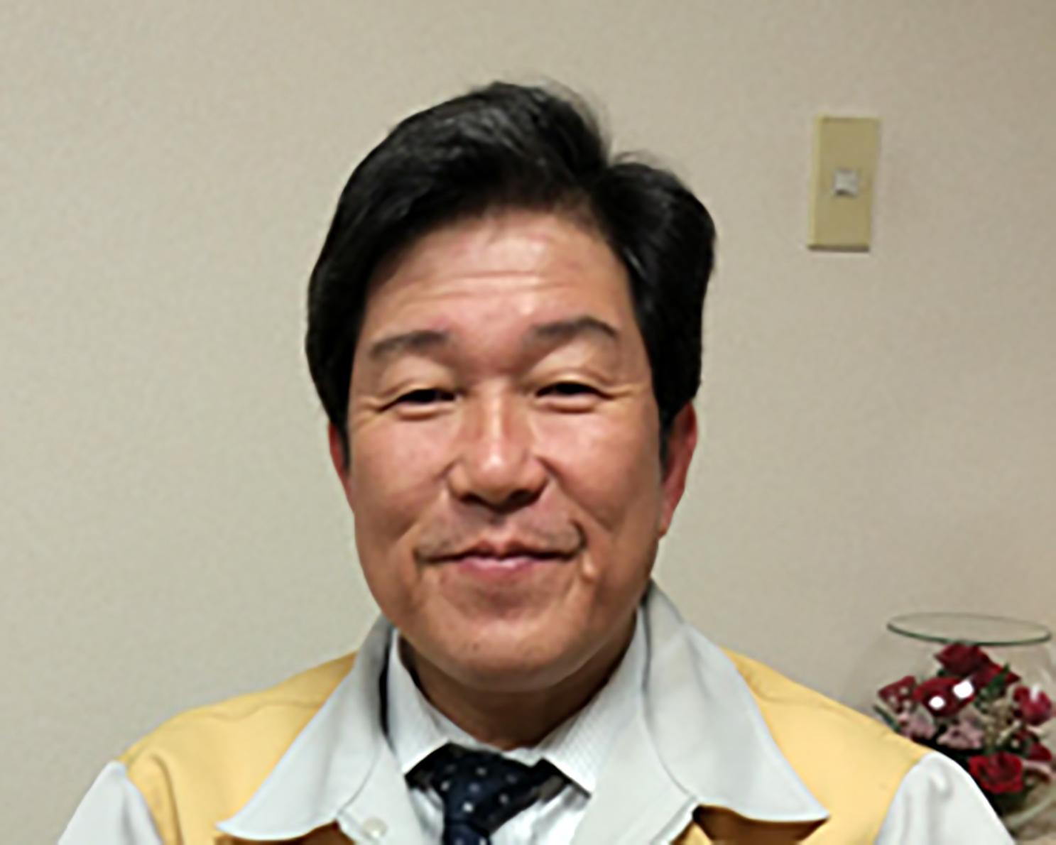 松戸 氏